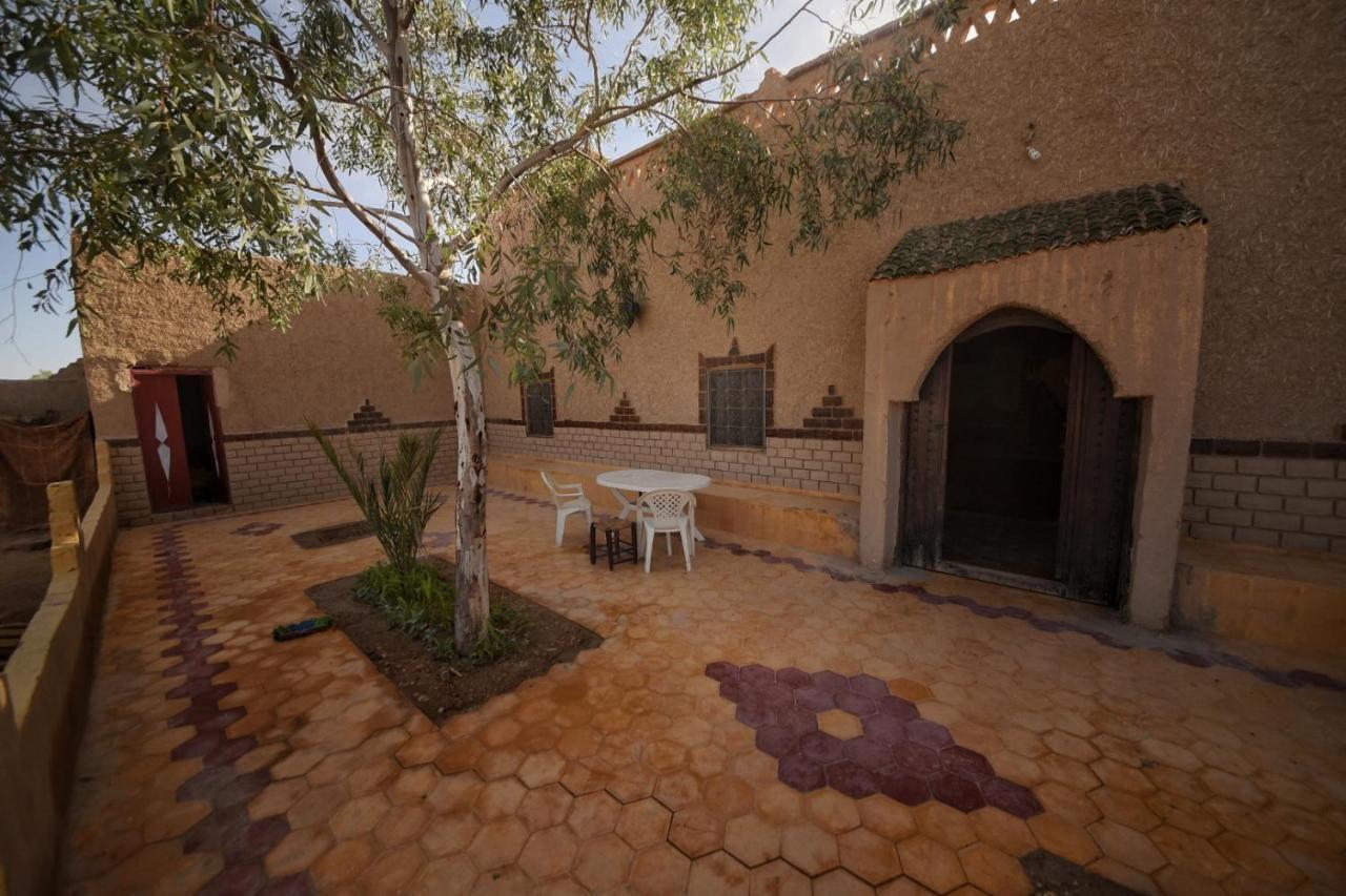 Family Moroccan House Merzouga Exterior foto